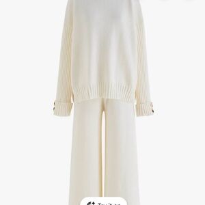 Banana Republic White sweater set